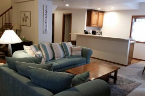 Quiet 2 Bedroom Basement Apartment